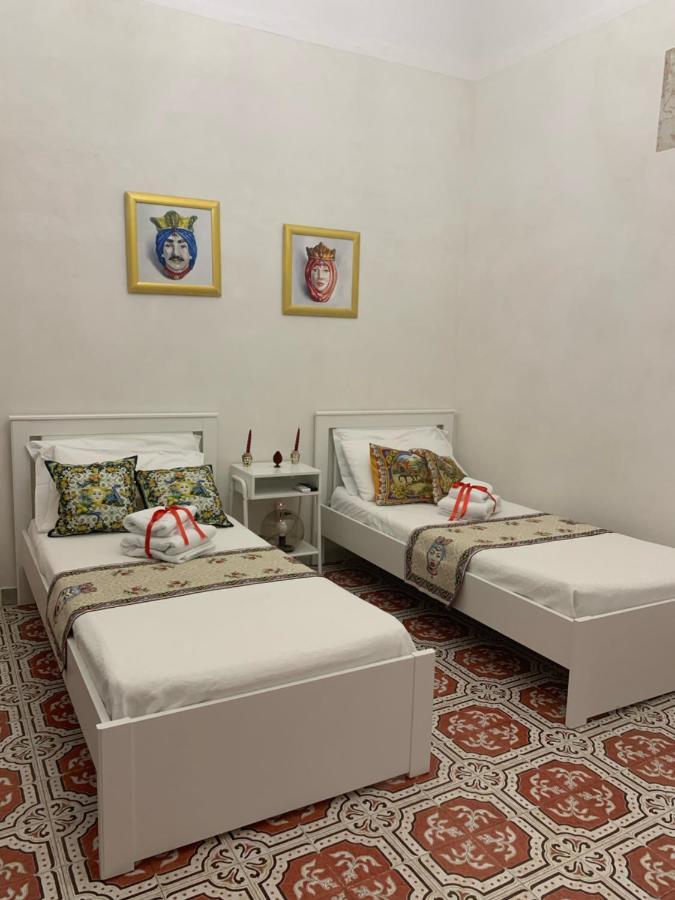 Hotel 4Tino à Catane Extérieur photo
